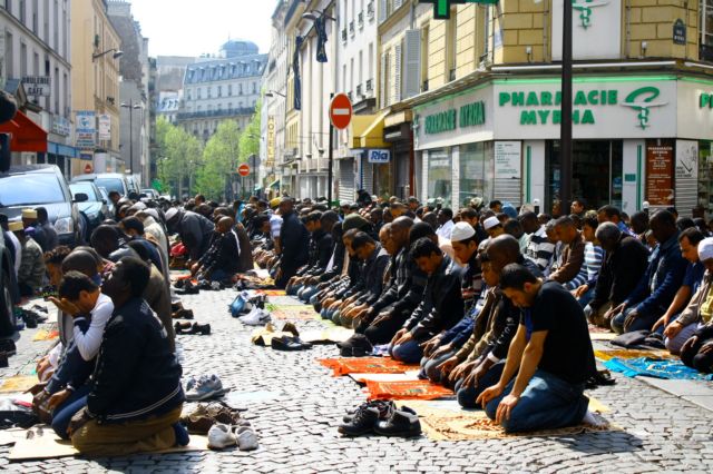 BBC: Το δίλημμα της Ευρώπης απέναντι στο Ισλάμ