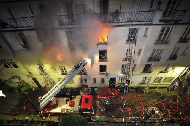 Γαλλία: Πέντε νεκροί από πυρκαγιά σε πολυκατοικία