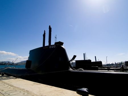 Αβραμόπουλος: Μπαίνει οριστικό τέλος στην περιπέτεια των υποβρυχίων