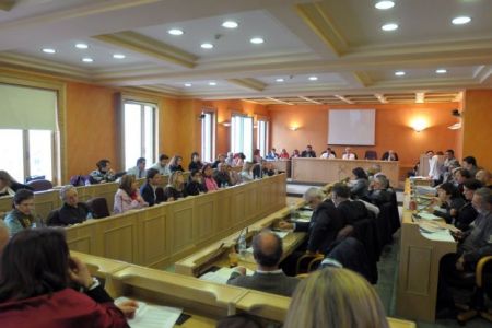 Δ.Αθηναίων:Διεκόπη το δημοτικό συμβούλιο εξαιτίας των ταμειακών διαθεσίμων