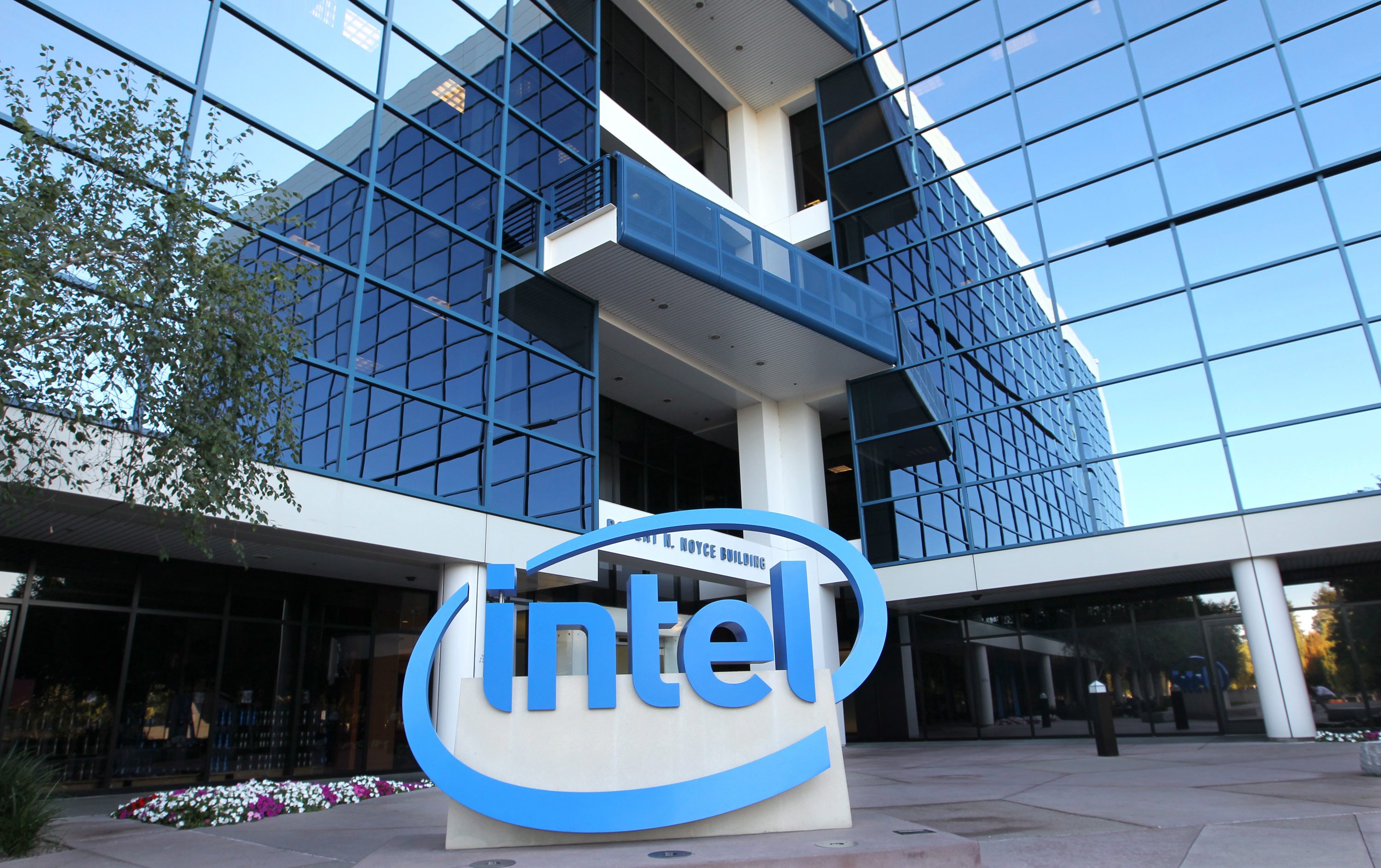 Έκρηξη κερδών για την Intel