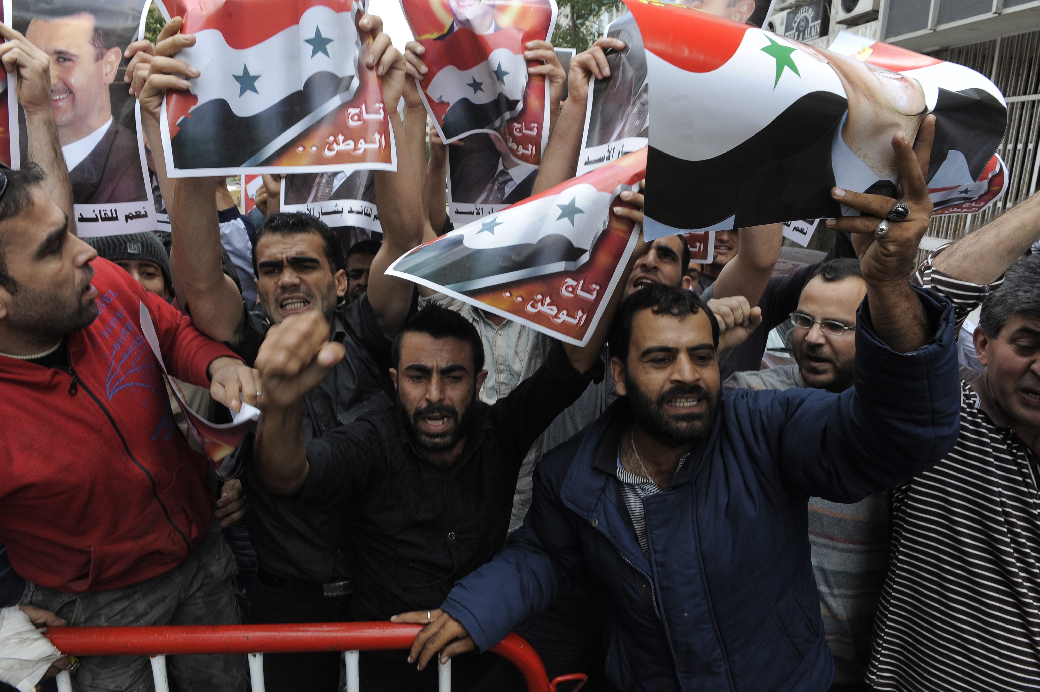 Ο Ασαντ στέλνει περισσότερο στρατό στις πόλεις