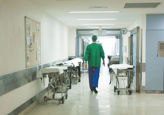 Νοσοκομεία στο «κόκκινο», υγεία στα «μαύρα» | tovima.gr