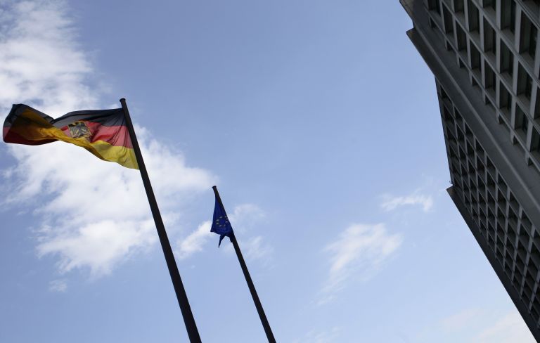 Reuters: Ανω των €2,5 δισ. εκτιμώνται τα κέρδη της Bundesbank το 2013 | tovima.gr
