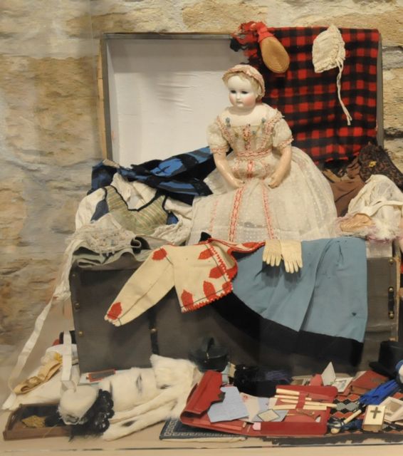 Οι κούκλες έχουν τη δική τους ιστορία