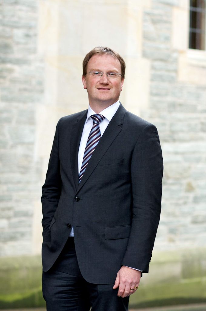 Γερμανοί «σοφοί»: Υπό όρους «ναι» σε 3ο πρόγραμμα για την Ελλάδα