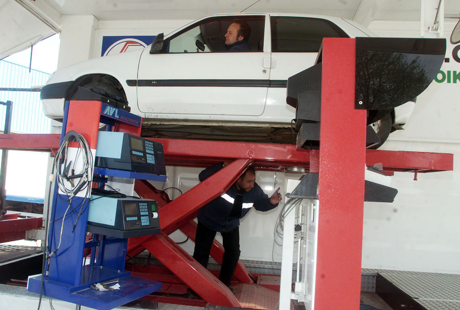 Αυξάνονται έως 200% τα πρόστιμα για την μη προσέλευση οχημάτων στα KTEO