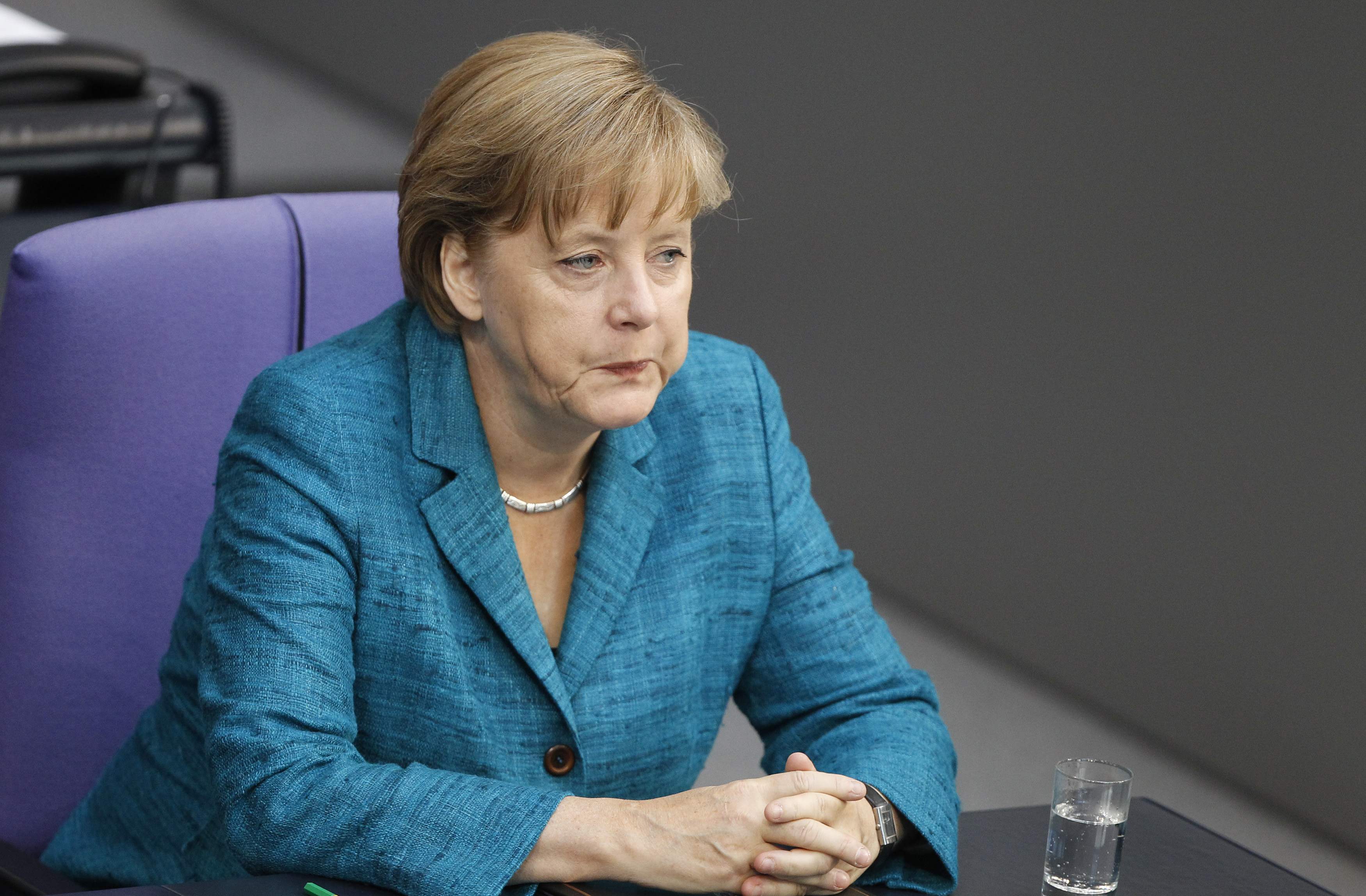 FT Deutschland: «Ελλάδα, το 17ο γερμανικό ομοσπονδιακό κρατίδιο»