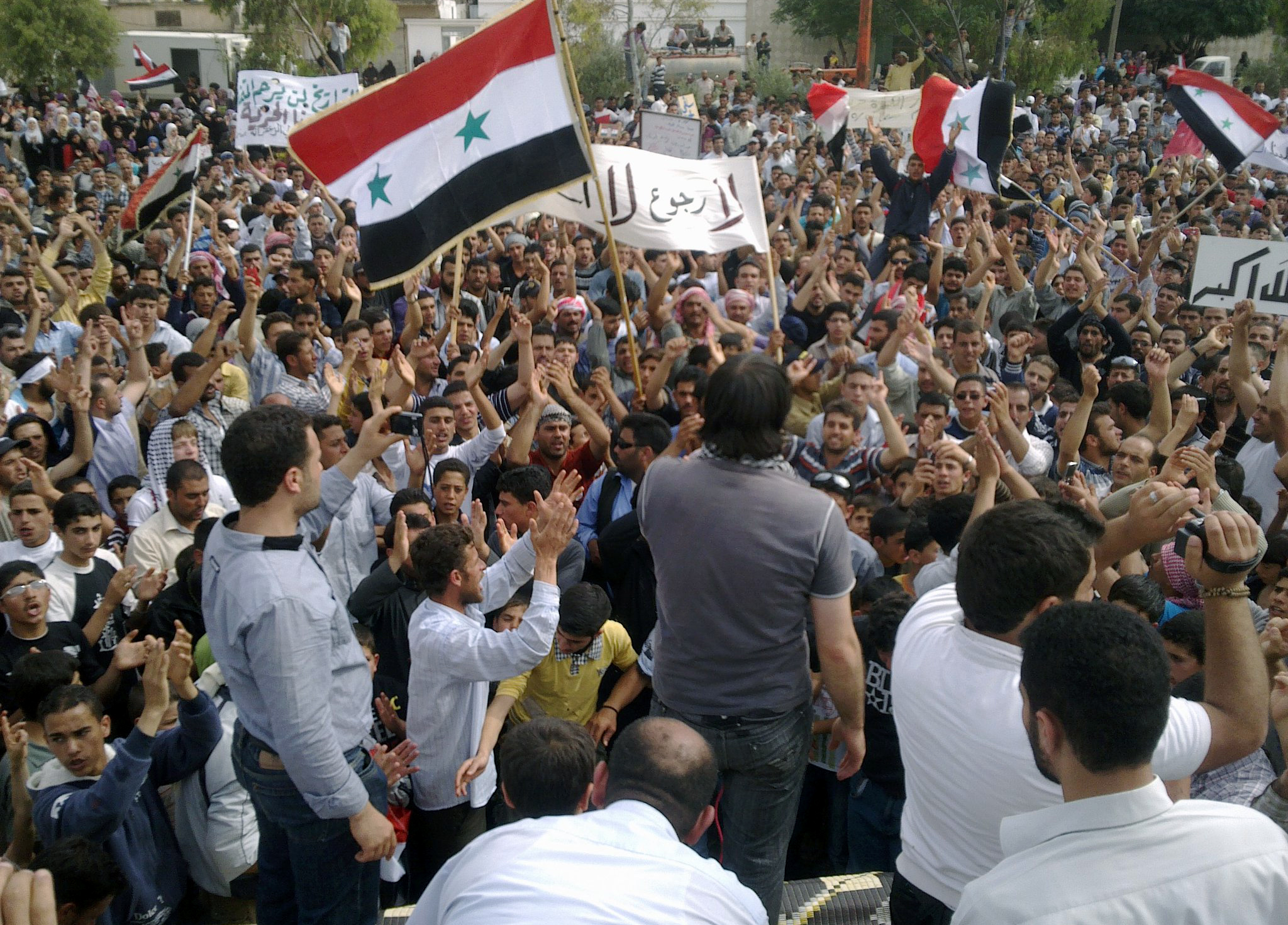 Συρία: Ο Ασαντ εξαγγέλλει εκλογές για το 2012