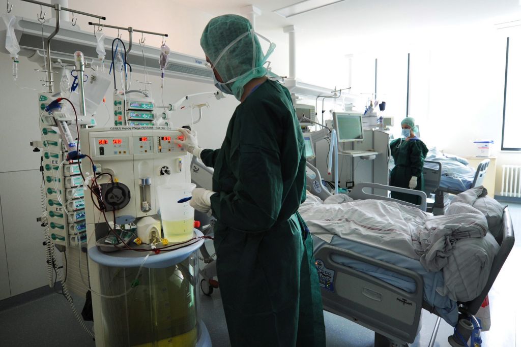 Διευκρινίσεις Βορίδη για προσλήψεις, ωράριο γιατρών, ανασφάλιστους