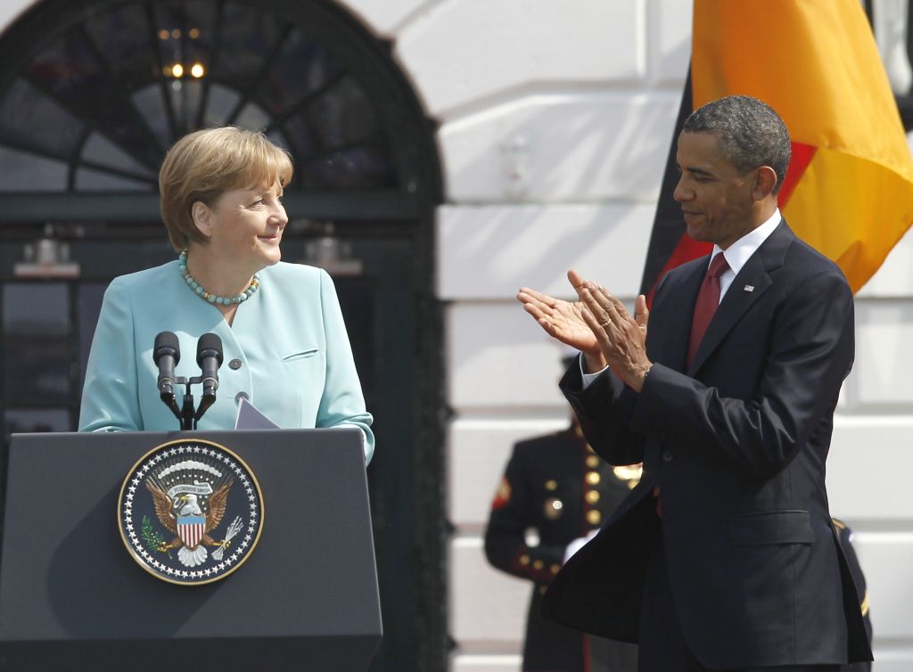 Νέες κυρώσεις κατά της Ρωσίας εξετάζουν Μέρκελ-Ομπάμα