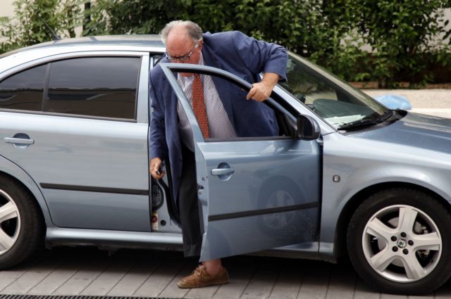 Κατάργηση 40 οργανισμών που τον αγνόησαν προανήγγειλε ο Πάγκαλος