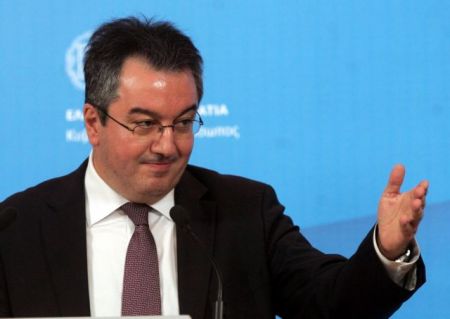 Ηλίας Μόσιαλος: Ιστορίες τρέλας στο ΙΣΤΑΜΕ