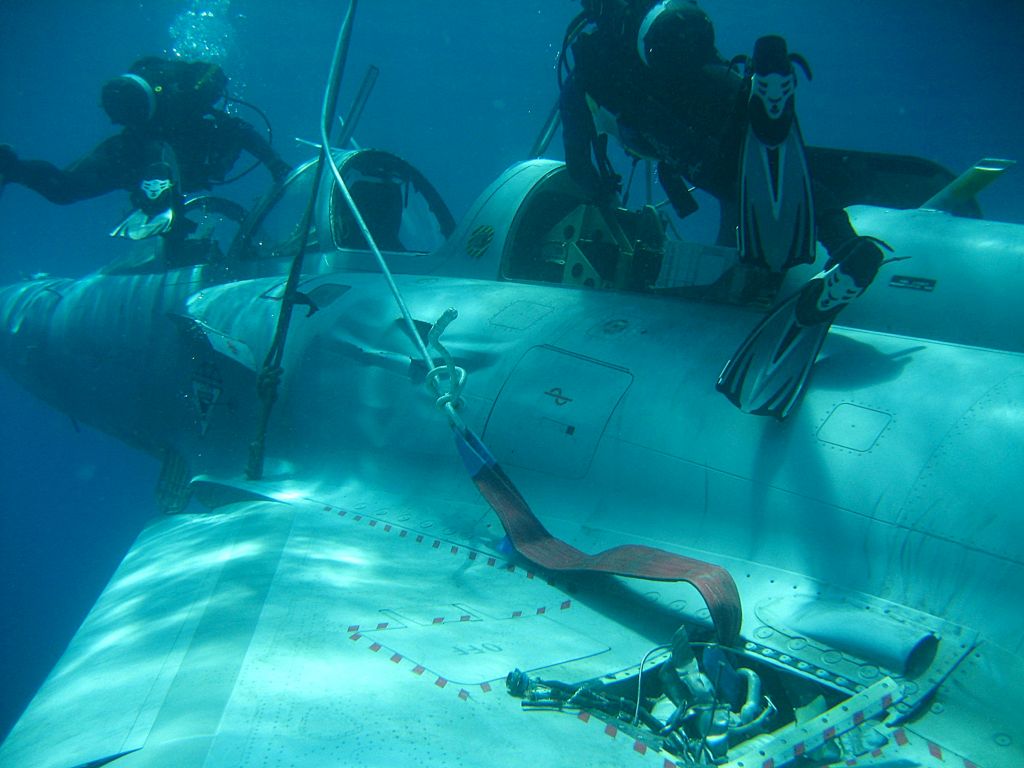 Καθυστέρηση στην επιχείρηση ανέλκυσης του Mirage