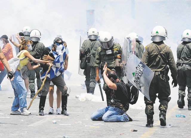 ΕΛΑΣ: Προπόνηση σύγκρουσης, με αστυνομικούς ντυμένους αναρχικούς