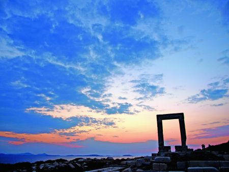 Νάξος: Τα μυστήρια της πέτρας