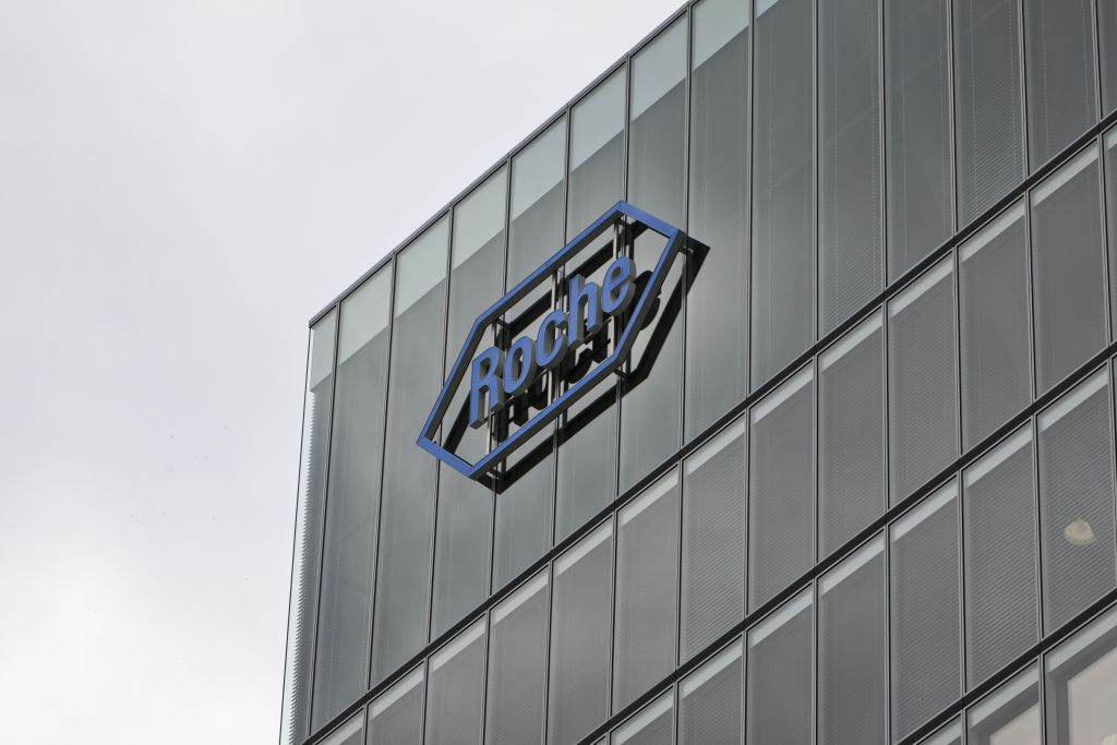 Η Roche εξαγόρασε τη Genia