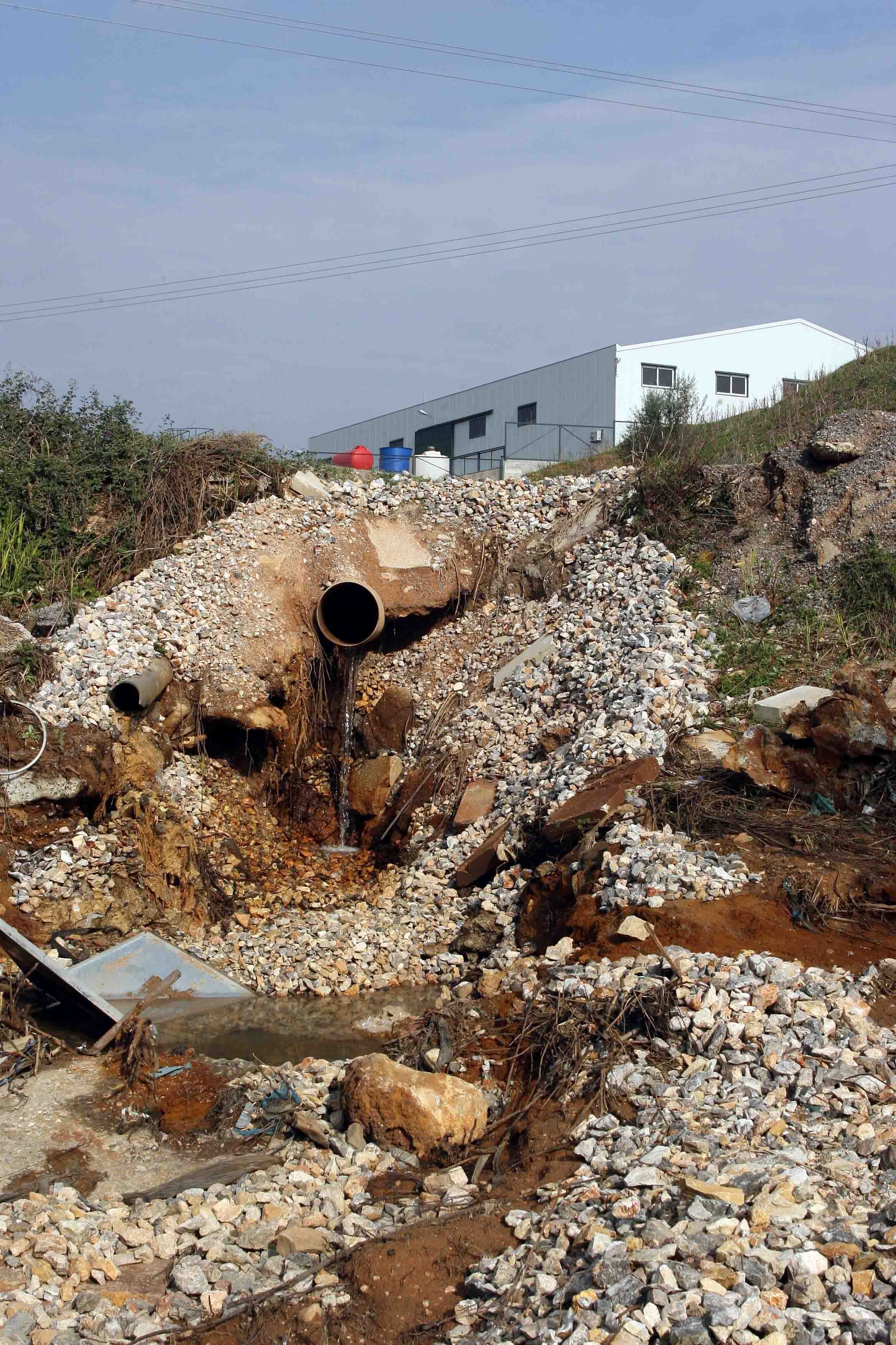 «Χαλαρώνει» η περιβαλλοντική αδειοδότηση
