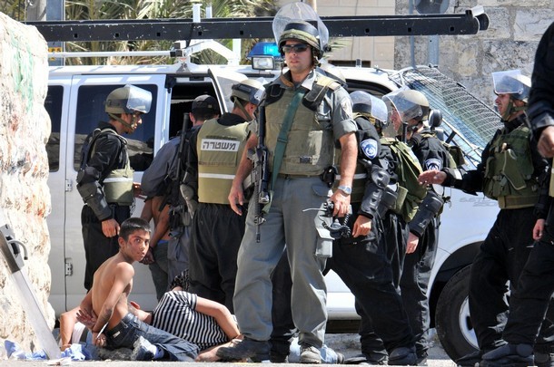 Spiegel: Το Ισραήλ φυλακίζει και βασανίζει ανήλικους Παλαιστίνιους