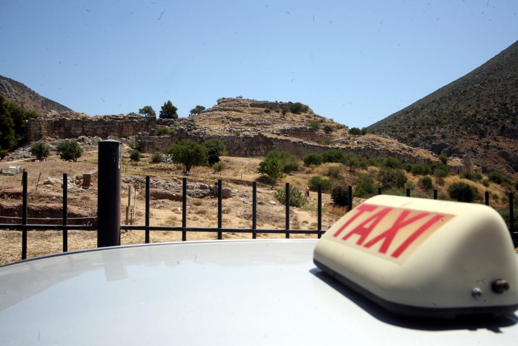 Χωρίς ταξί και σήμερα η Αθήνα – 24ωρες επαναλαμβανόμενες απεργίες