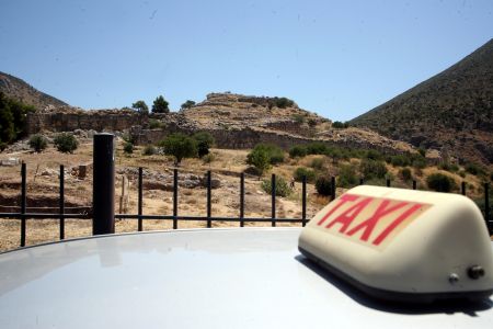 Χωρίς ταξί και σήμερα η Αθήνα – 24ωρες επαναλαμβανόμενες απεργίες