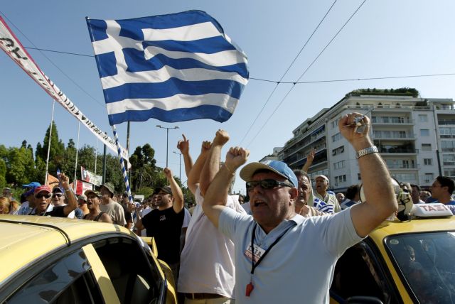 Στην τελική ευθεία η απελευθέρωση ταξί, ΚΤΕΛ και φορτηγών