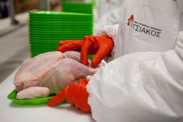 Νιτσιάκος: ενδιαφέρον για την εξαγορά του συνεταιρισμού Αρτας