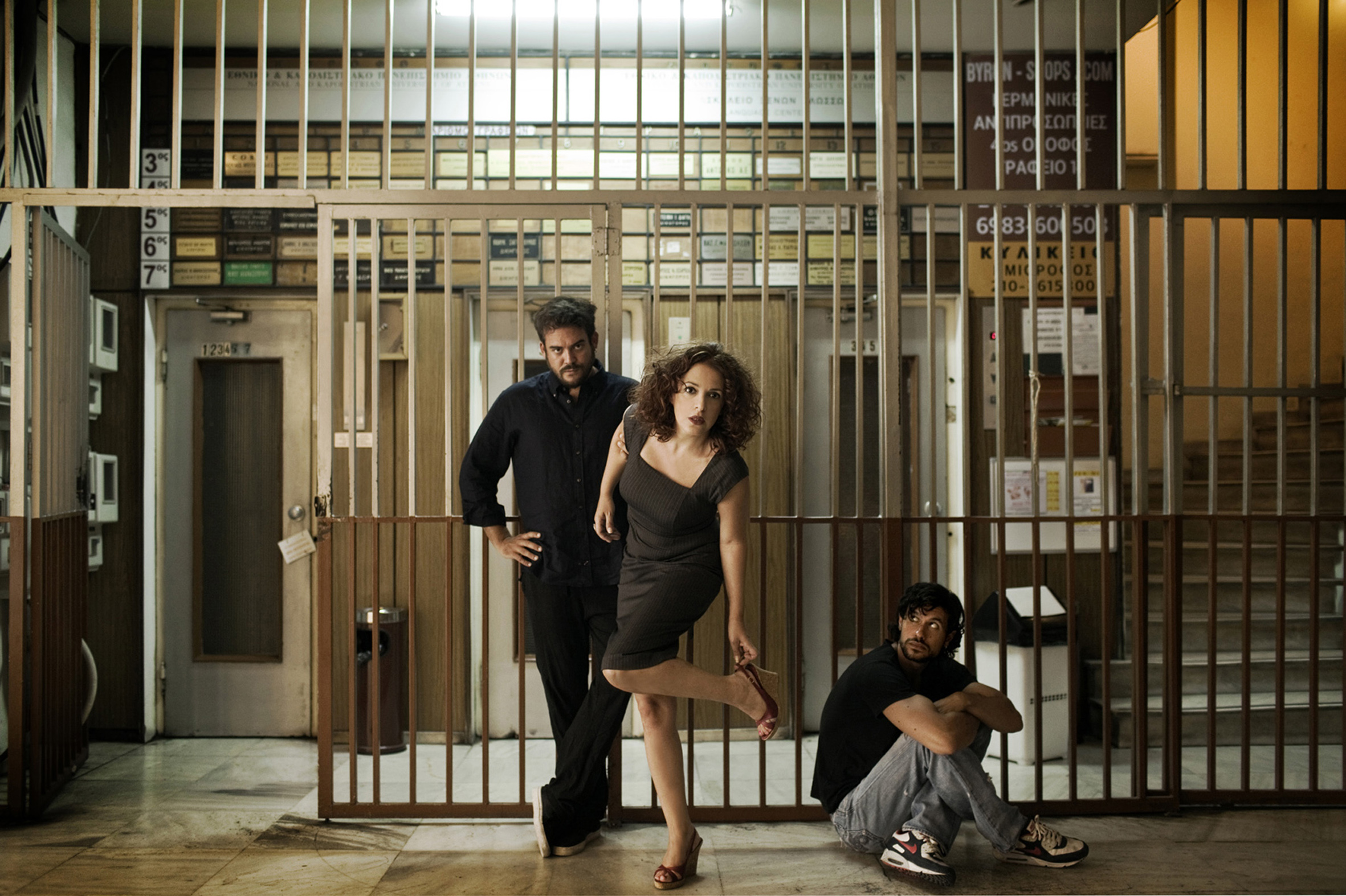 Καλοκαίρι γεμάτο θέατρο: Πρεμιέρες στην Αθήνα, περιοδείες στην Ελλάδα