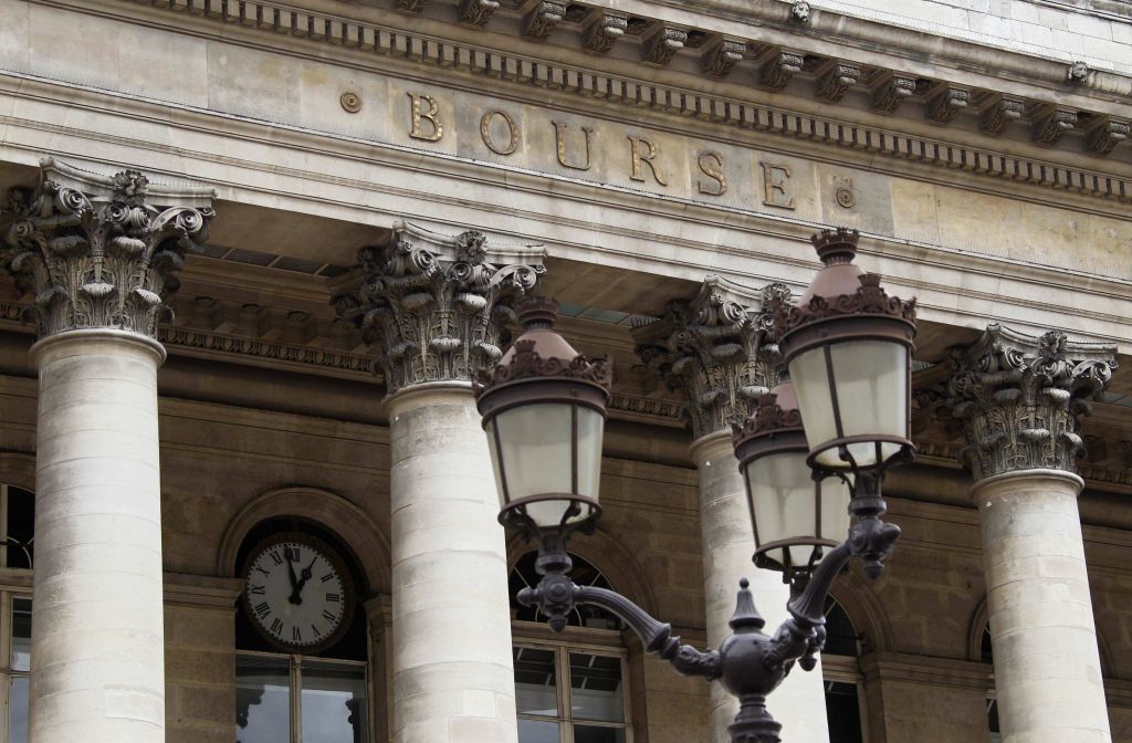 Η νίκη Μακρόν εκτόξευσε ευρώ και Χρηματιστήρια