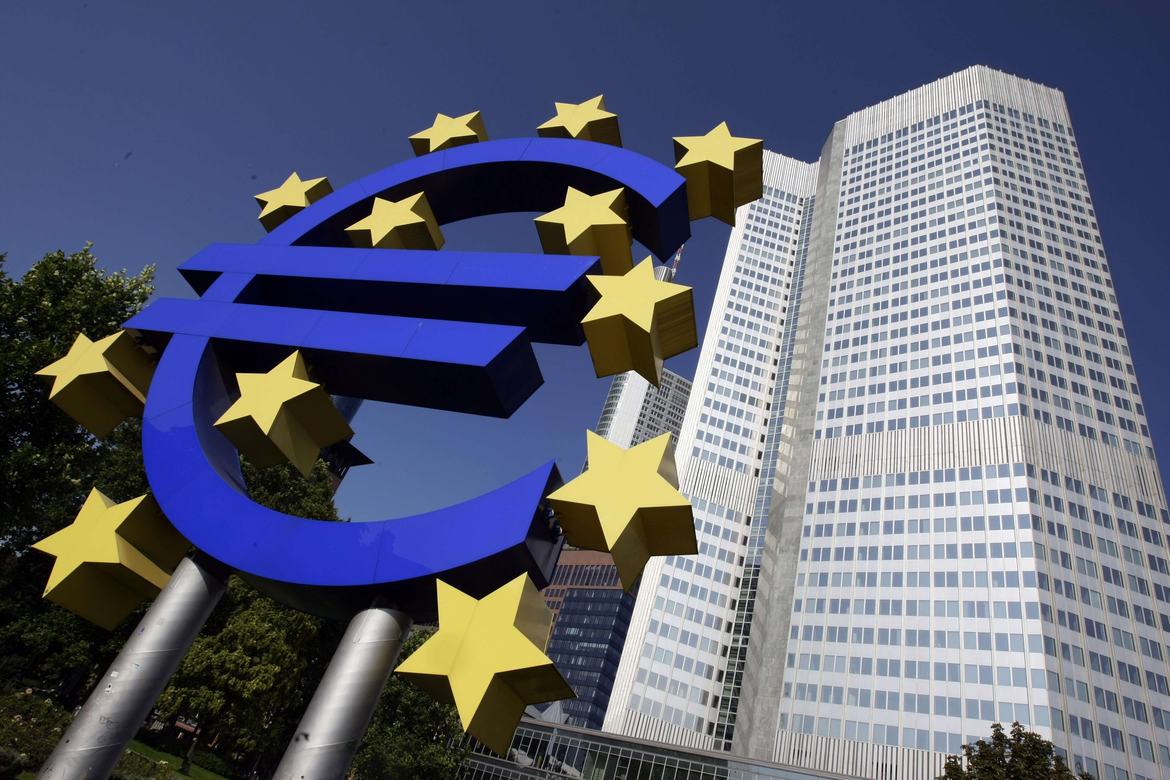 Οι 20 ημέρες που θα κρίνουν το ευρώ