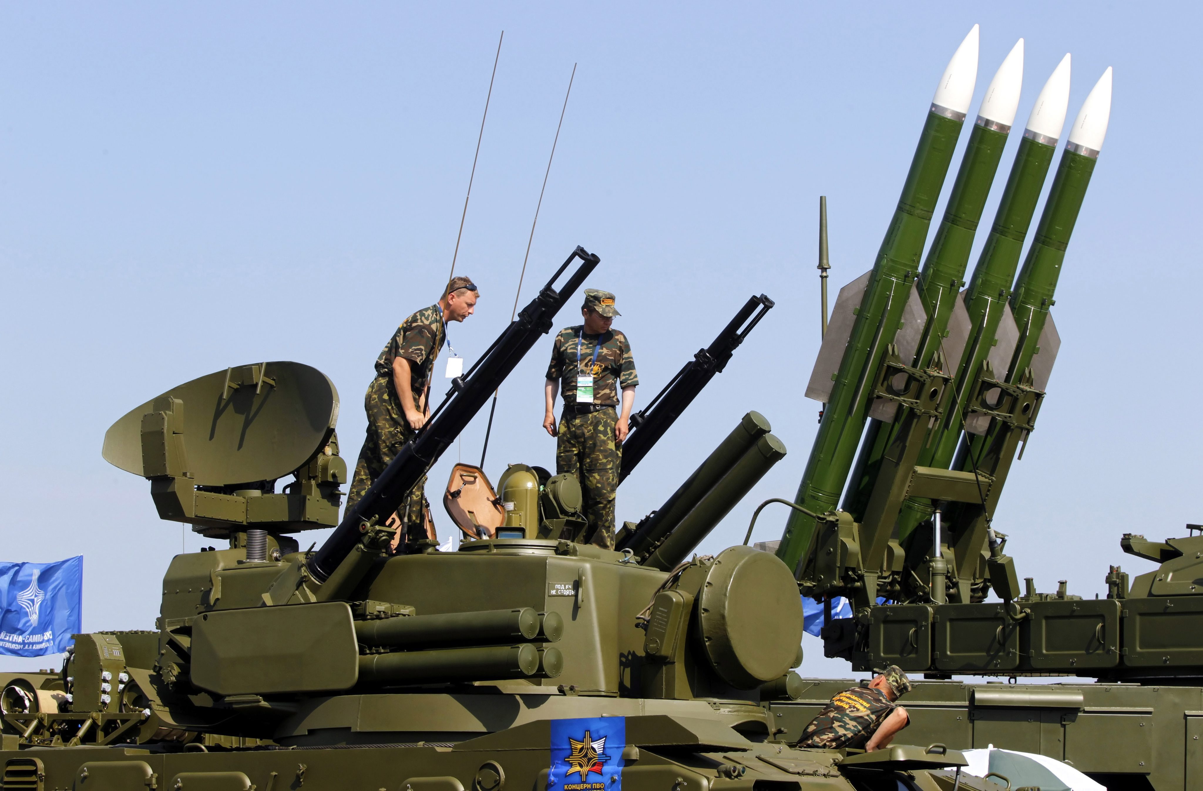 Οι φιλορώσοι κατείχαν πυραύλους Buk παραδέχεται ηγέτης των αυτονομιστών