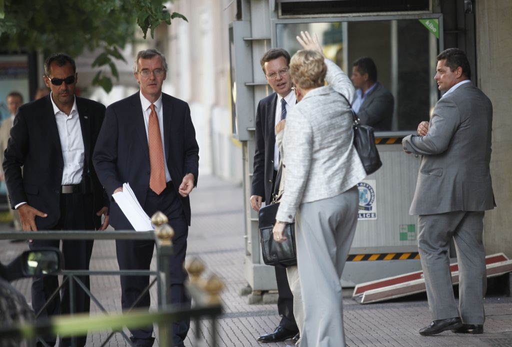 Αποχωρεί η τρόικα – διαφωνία με κυβέρνηση για νέα μέτρα