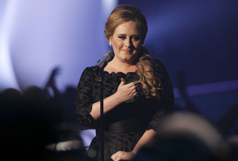 Billboard Music Awards: Η Αντέλ διεκδικεί 18 βραβεία | tovima.gr
