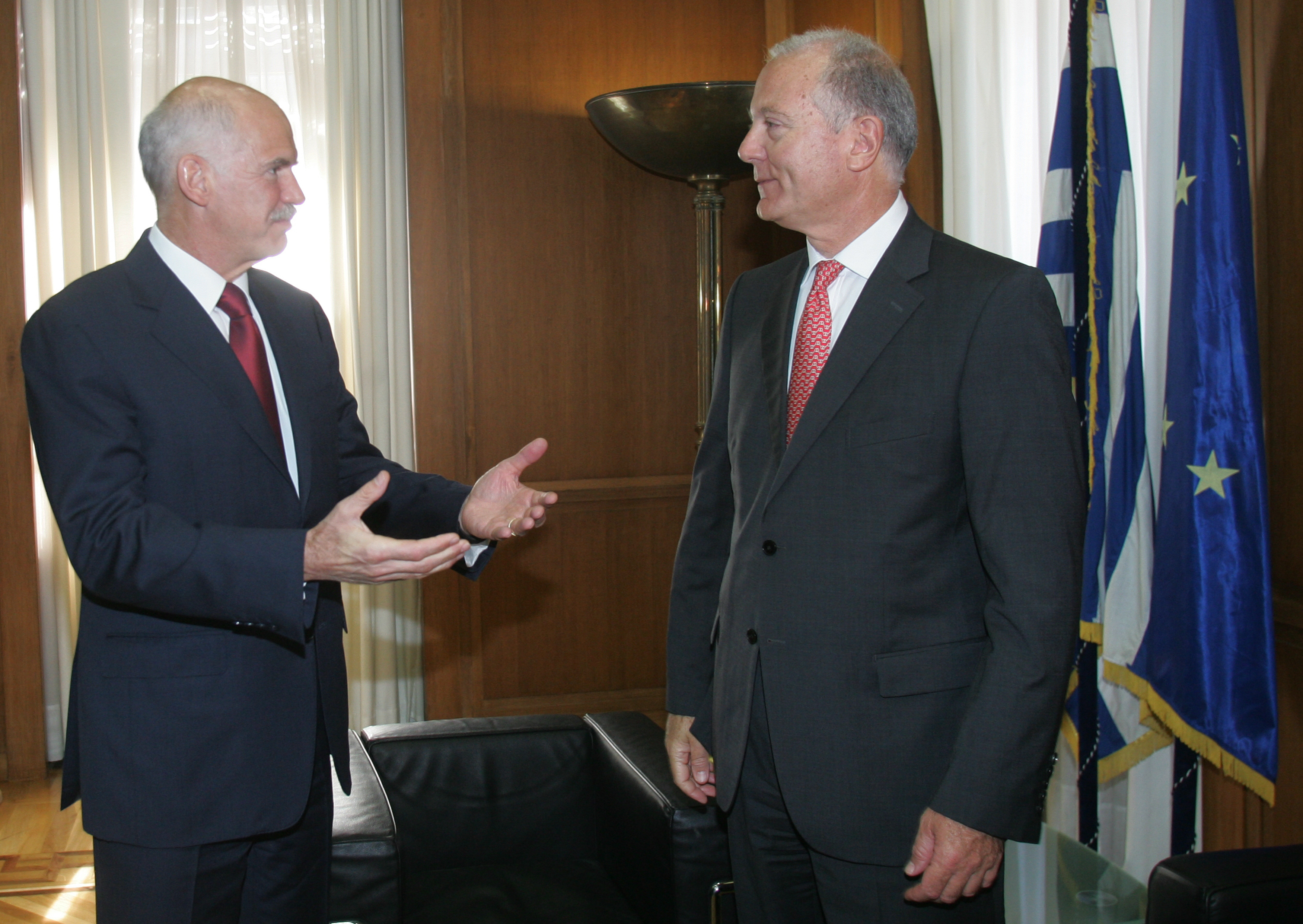 Αισιόδοξοι από τις τραπεζικές εξελίξεις οι Παπανδρέου και Προβόπουλος