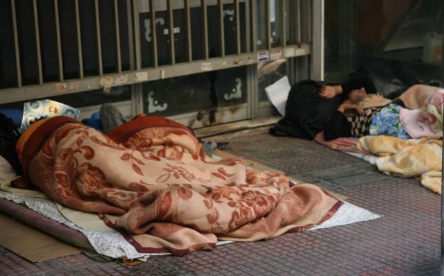 Λήστεψαν άστεγο στην Θεσσαλονίκη