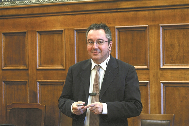 «Η αποτελεσματικότητα του εμβολίου δεν αναμένεται μεγαλύτερη του 70%»