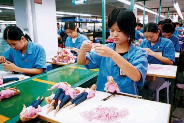 Κινέζοι και Ινδοί είναι οι πιο «κοπανατζήδες» εργαζόμενοι