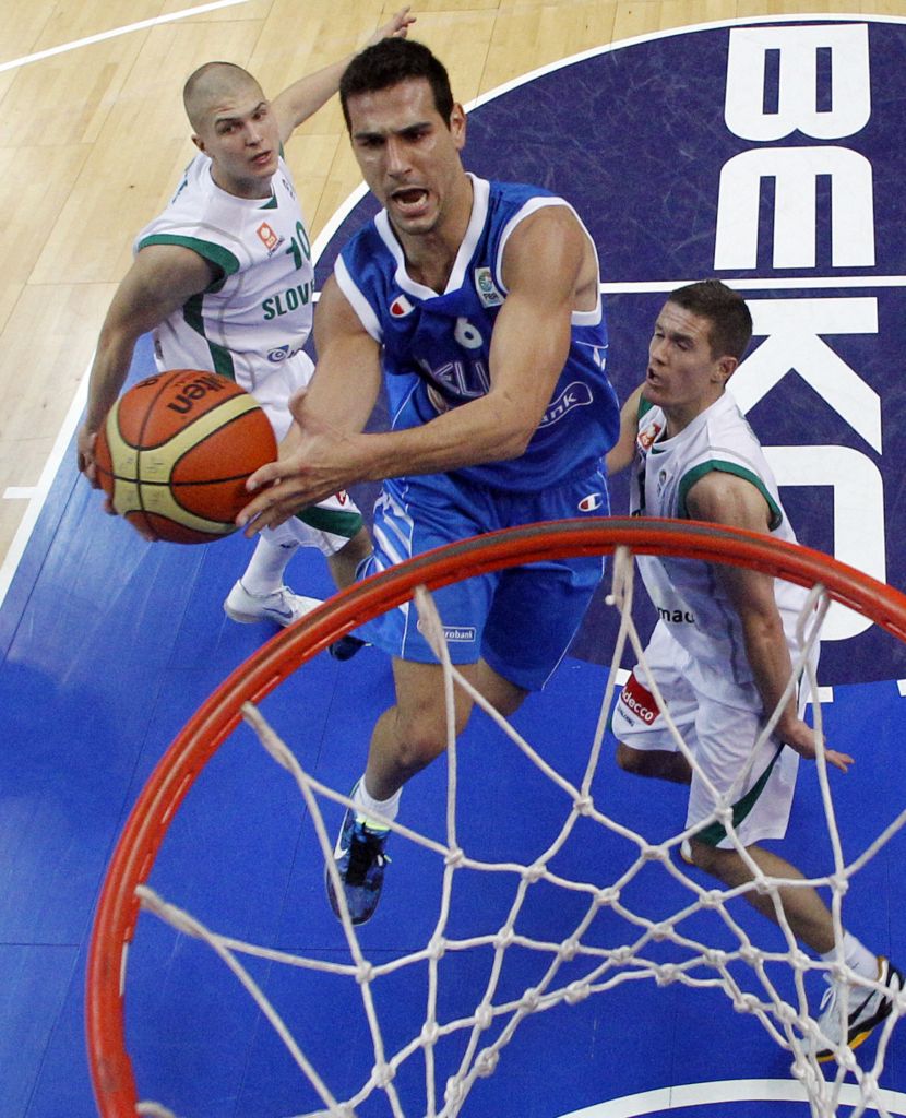 Νίκος Ζήσης: «Δεν έχω απωθημένα»