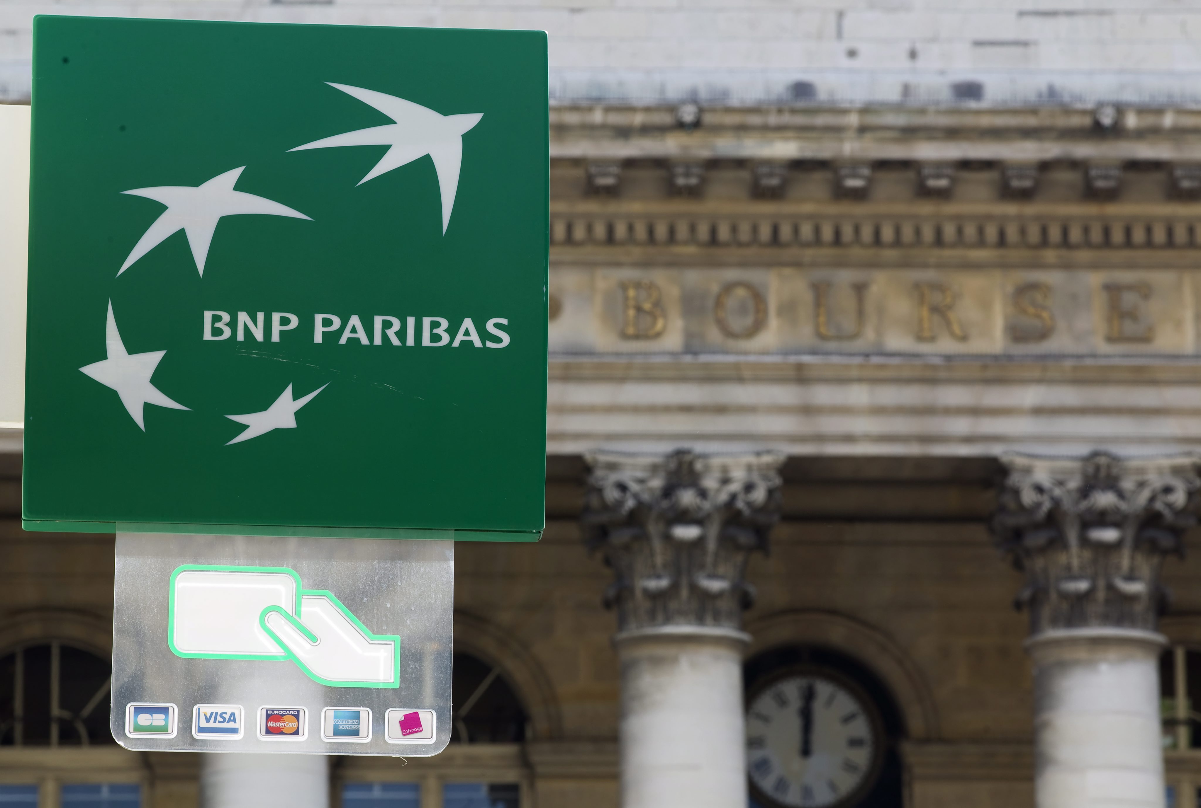 BNP Paribas: «Τελευταία προσφορά το κούρεμα 50% στην Ελλάδα»