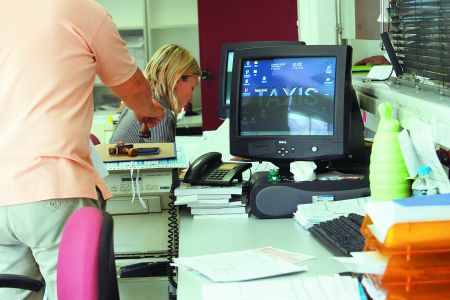 Συνήγορος Πολίτη: Εδώ και 10 χρόνια τα ίδια προβλήματα στις επιχειρήσεις