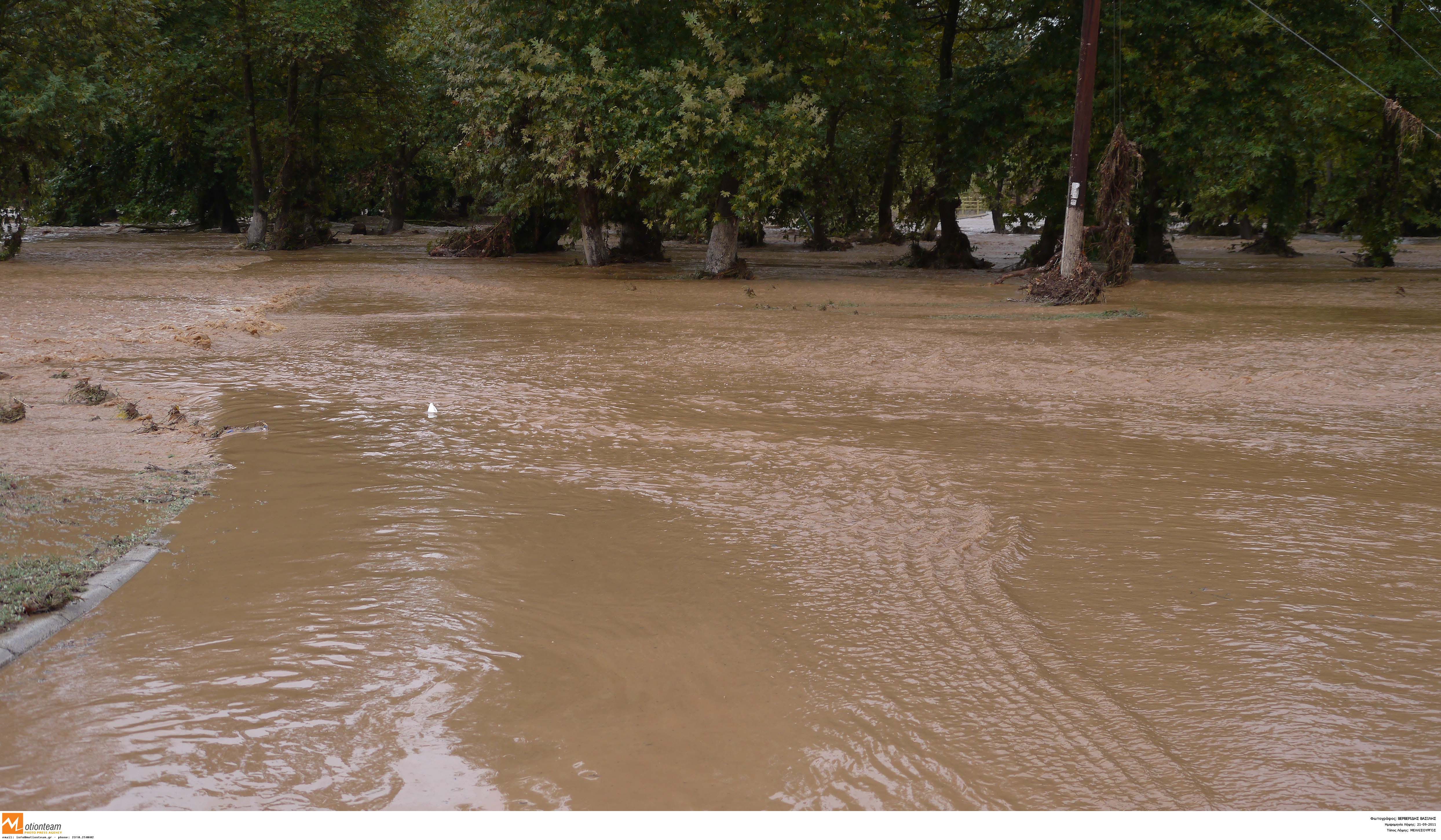 Αχαΐα: Πλημμύρες λόγω της έντονης βροχόπτωσης