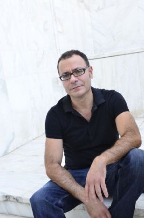 Ανάμεσα στην πραγματικότητα και στην παραίσθηση