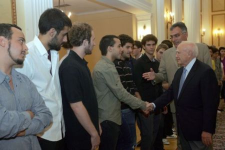 Ολυμπιάδα προχειρότητας από το υπουργείο Παιδείας