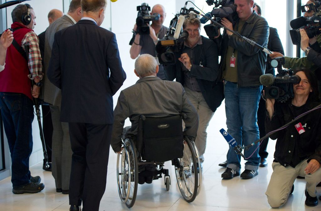 Μισθοί και συντάξεις αναπήρων εκτός παρακράτησης φόρου εισοδήματος