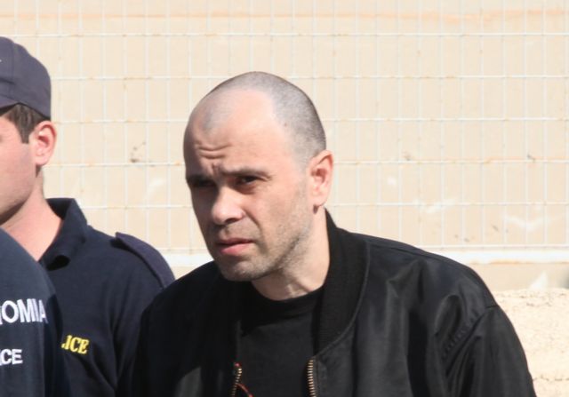 Police arrest Nikos Maziotis in down town Athens | tovima.gr