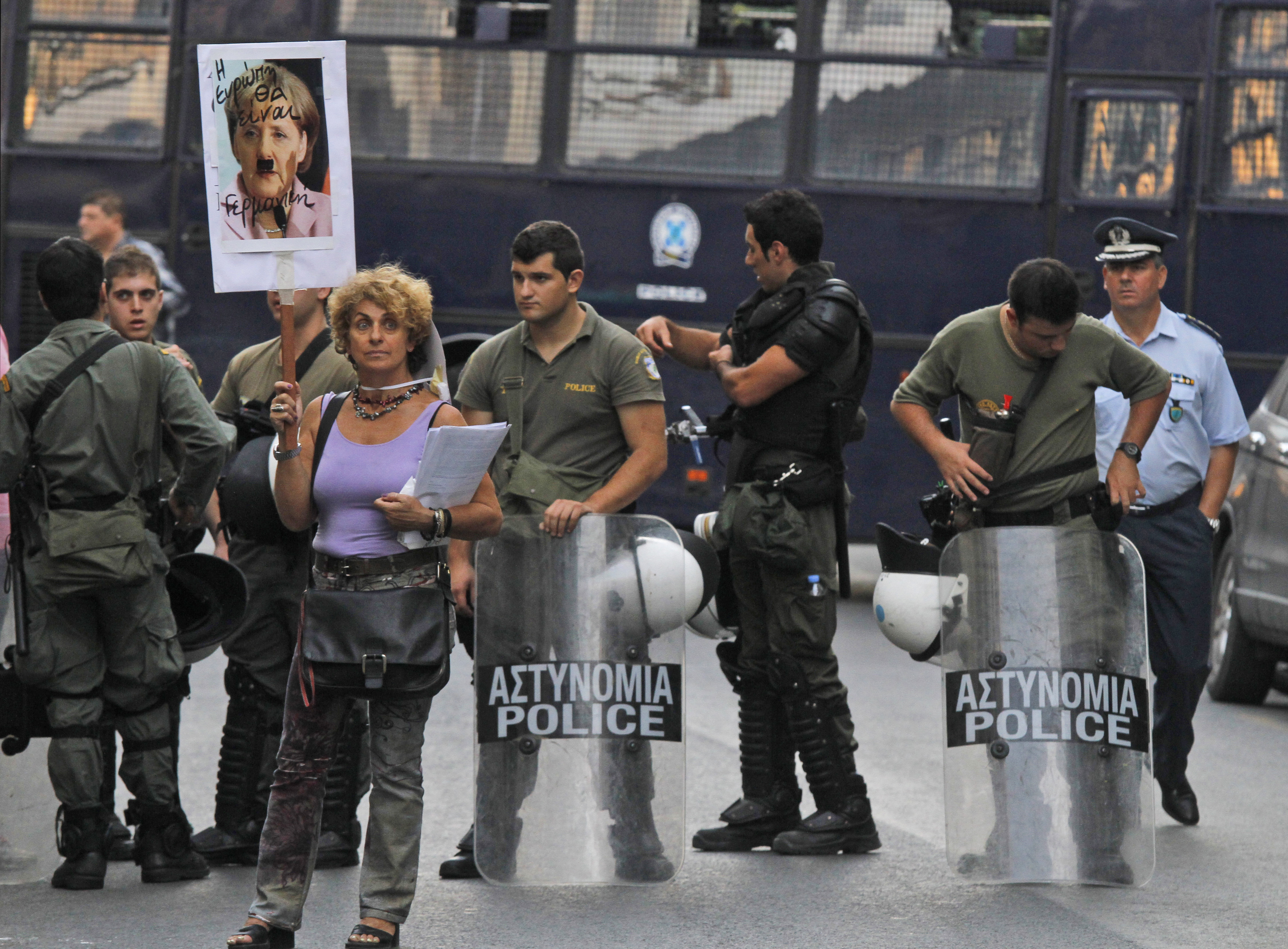 Το ψυχολογικό πείραμα του Μίλγκραμ: Η Ελλάδα υπό καθεστώς υπακοής