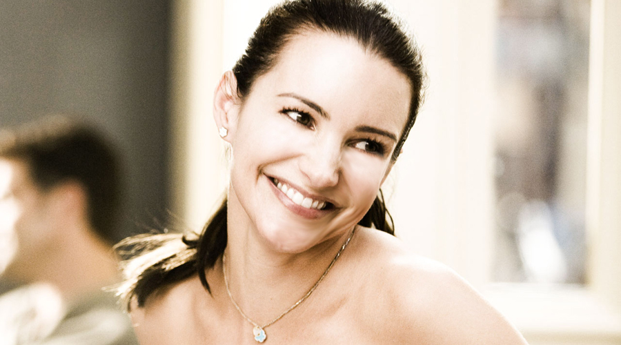 Η Κριστίν Ντέιβις υιοθέτησε ένα κοριτσάκι