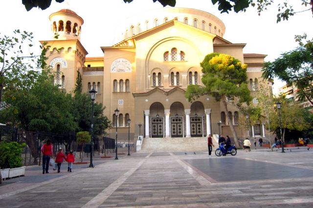 Πλατείες – άβατα στο κέντρο της Αθήνας
