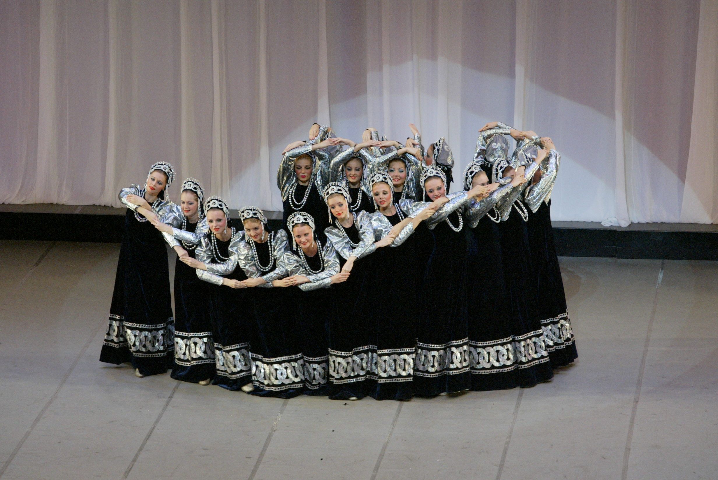 ансамбль березка песни. ансамбль березка песни. ансамбль березка песни. нина рябова ансамбль березка. ансамбль березка песни.