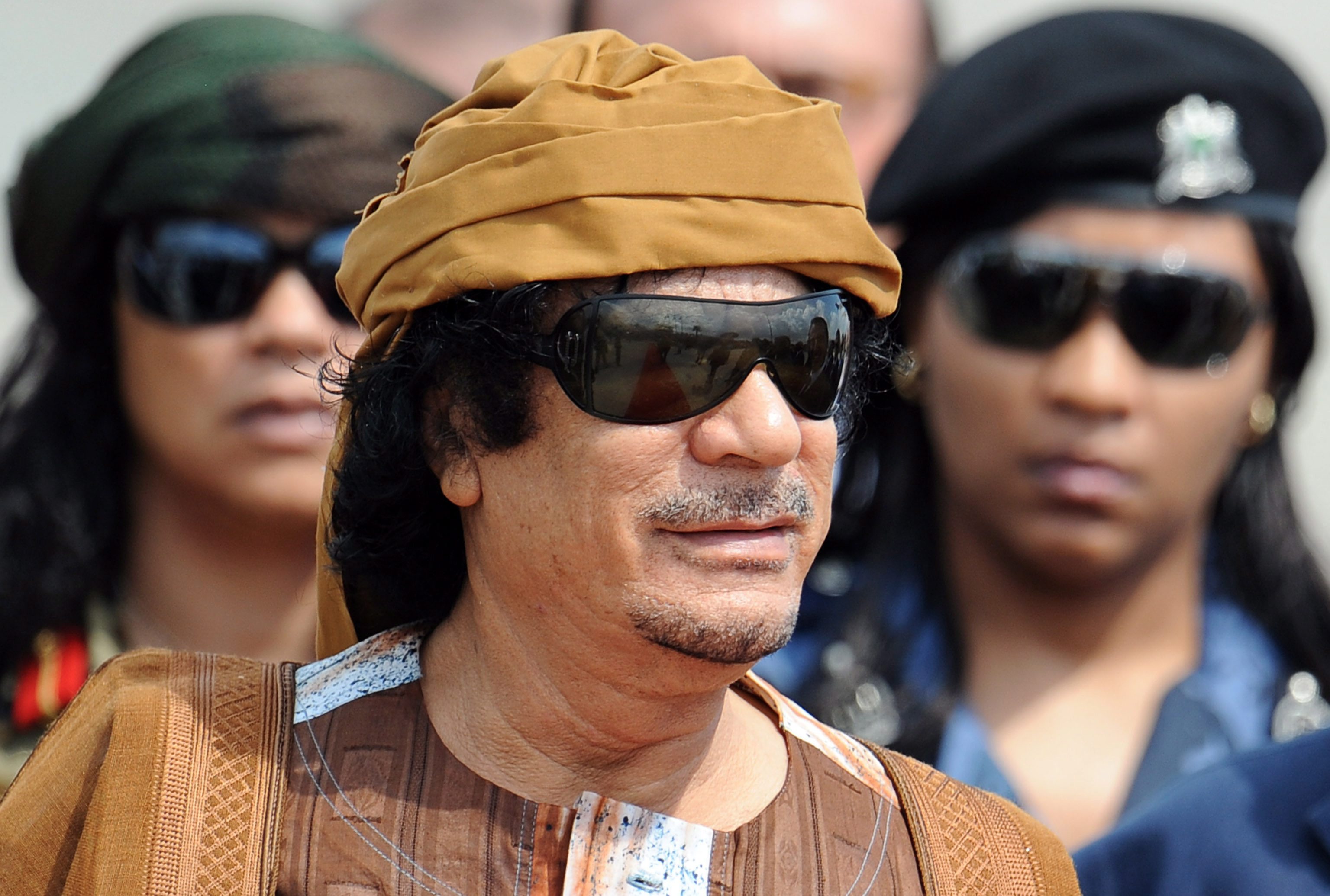 Αποκαλύψεις-σοκ για Καντάφι: Εχθροί στην κατάψυξη, μπουντρούμια του σεξ